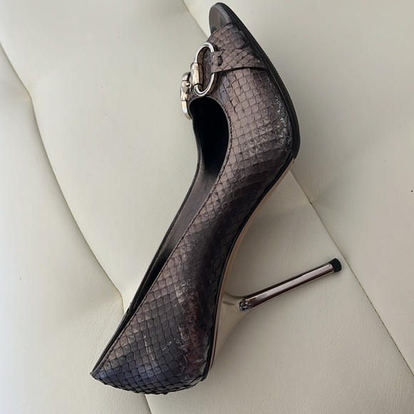 Pewter Python Gucci Horsebit Peep Toe Pump Heel - Picture 10 of 16